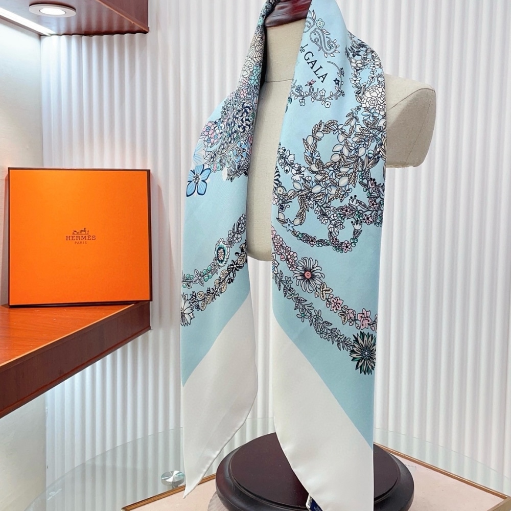 Hermes Brides De Gala En Fleurs Silk Twill Scarf Blanc 90cm H004192S 01 - Image 6