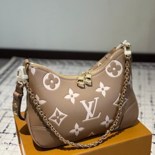 Alternative view of Louis Vuitton Boulogne PM Bicolor Monogram Empreinte Shoulder Bag Crème 26cm M13224