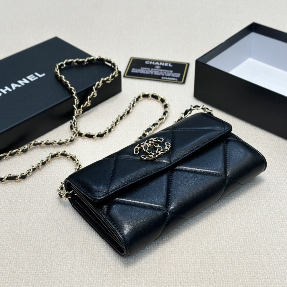 Chanel 19 Small Smooth Leather Wallet On Chain Black 19cm - Image 4