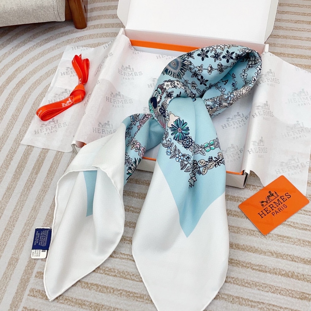 Hermes Brides De Gala En Fleurs Silk Twill Scarf Blanc 90cm H004192S 01 - Image 5