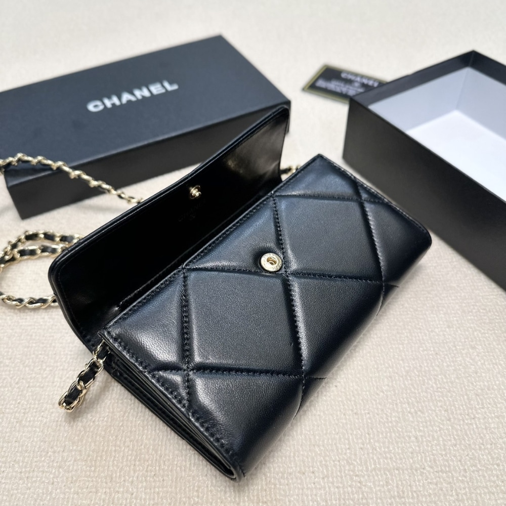 Chanel 19 Small Smooth Leather Wallet On Chain Black 19cm - Image 9