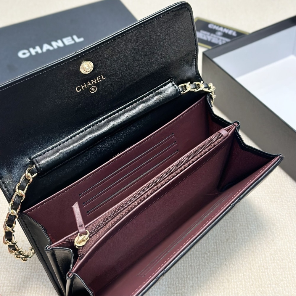 Chanel 19 Small Smooth Leather Wallet On Chain Black 19cm - Image 10
