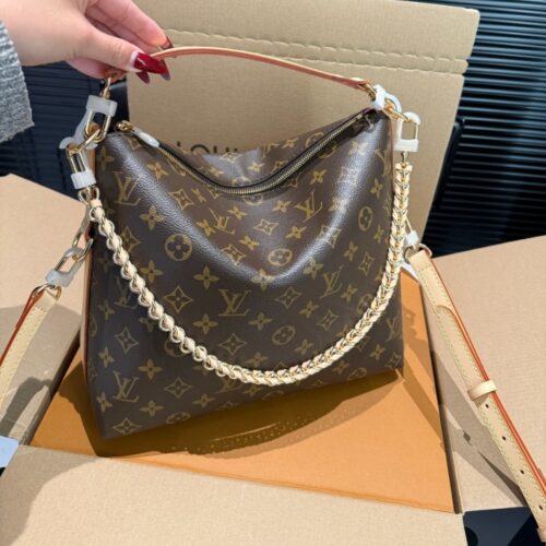 Alternative view of Louis Vuitton Multipass Medium Grained Leather Shoulder Bag Brown 27Cm M27825