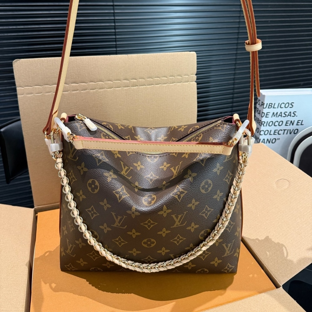 Louis Vuitton Multipass Medium Grained Leather Shoulder Bag Brown 27Cm M27825 - Image 4