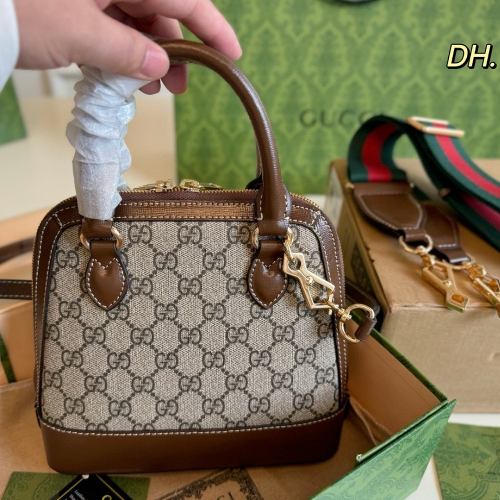 Gucci Horsebit 1955 GG Supreme Canvas Shoulder Bag Beige And Dark Brown 20cm - Image 5