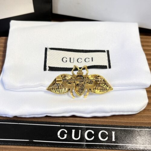 Alternative view of Gucci Gg Small Bee Brooch Gold
