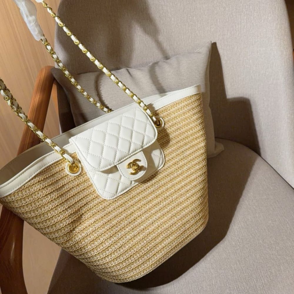 Chanel Shopping Bag Small Braided Straw Tote Bag Beige White 26cm - Image 3