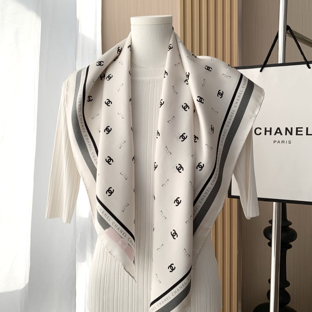 Chanel Square Scarf Jacquard Silk Twill Ecru Black And White 90cm AAA777 B19447 NAFFT - Image 9