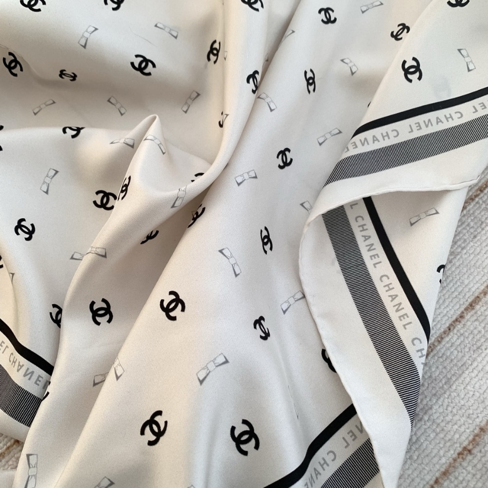 Chanel Square Scarf Jacquard Silk Twill Ecru Black And White 90cm AAA777 B19447 NAFFT - Image 8
