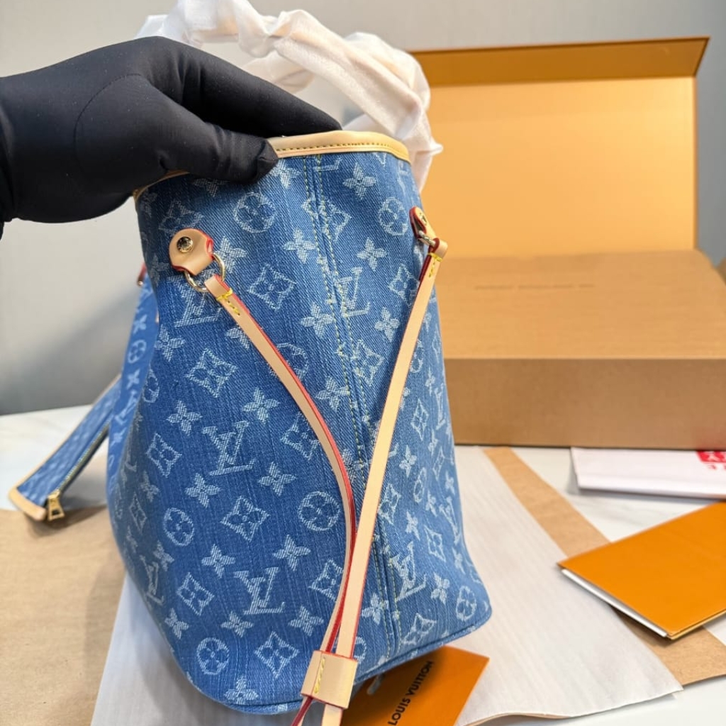 Louis Vuitton Neverfull MM Tote Bag Denim Blue 31Cm M13192 - Image 9