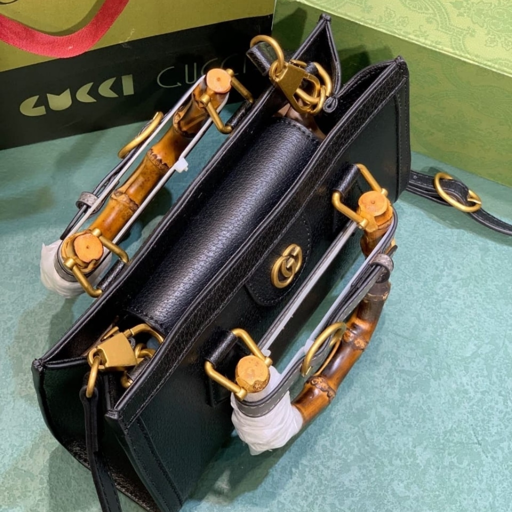 Gucci Diana Small Leather Shoulder Bag Black 25cm 735153 DJ24T 1092 - Image 7