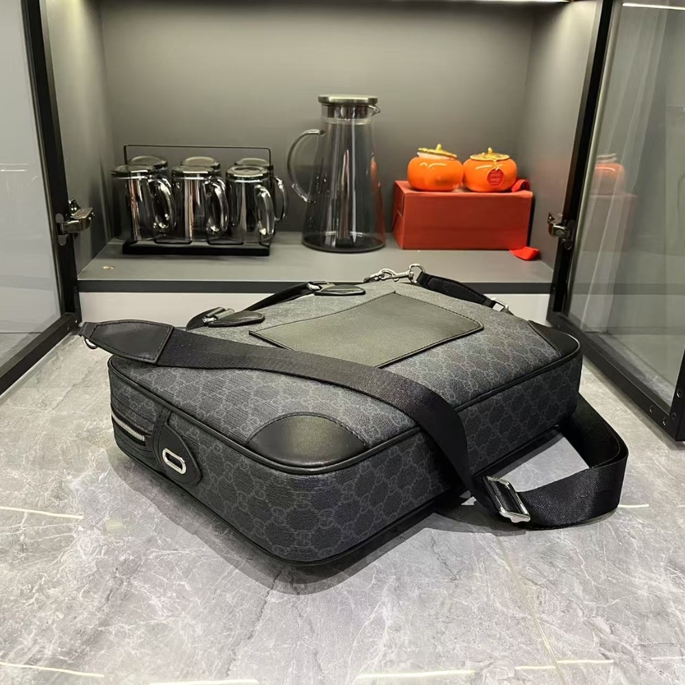 Gucci GG Emblem Medium Briefcase Black 40Cm 821149 FAED4 1000 - Image 5