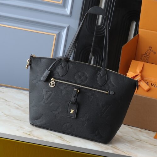 Alternative view of Louis Vuitton Travel Bag Medium Monogram Empreinte Tote Bag Black 34cm M46357