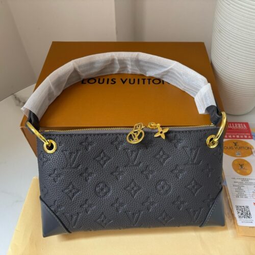 Alternative view of Louis Vuitton Pochette Sèvres Monogram Empreinte Shoulder Bag Gun Metal 24Cm M12174