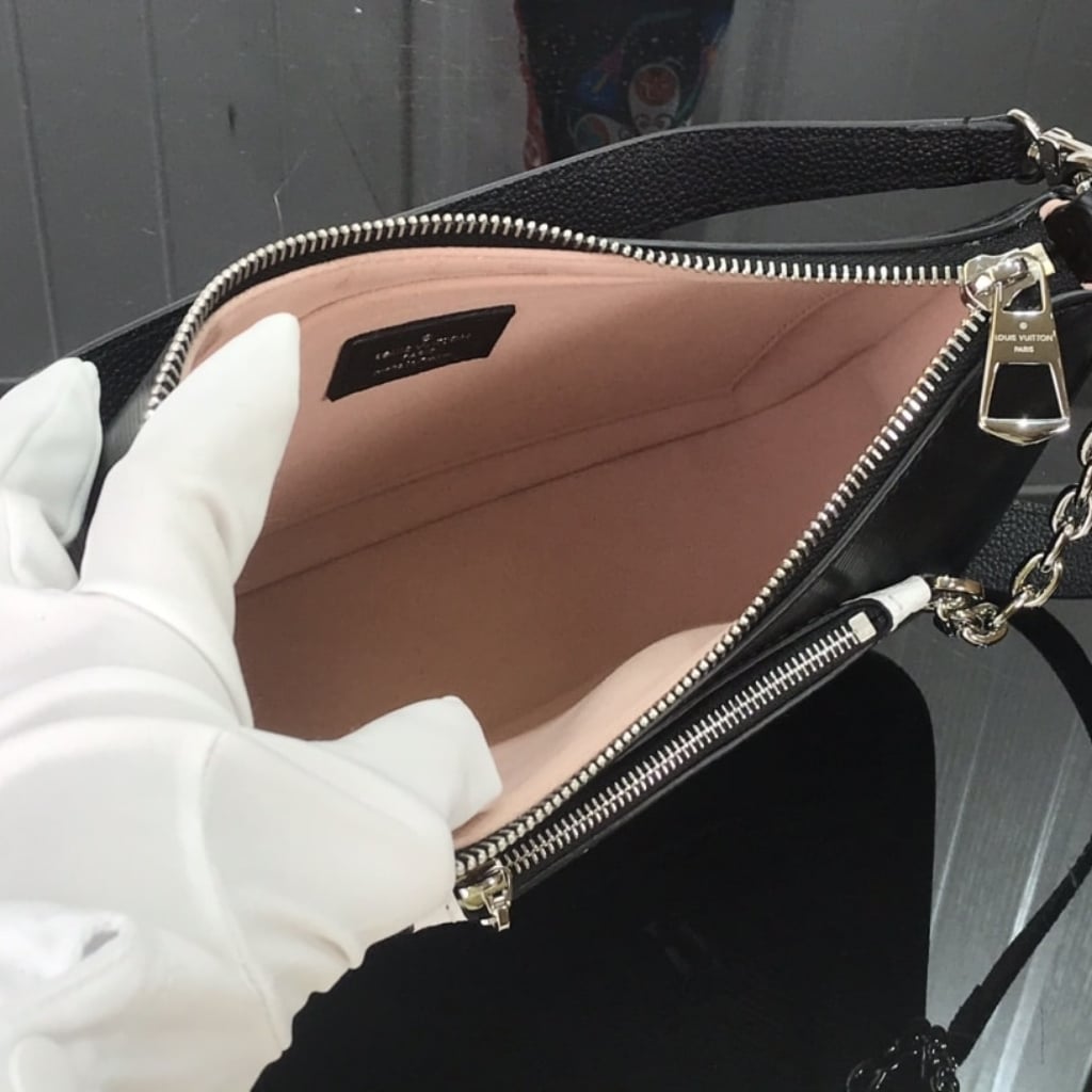 Louis Vuitton Marelle Epi Leather Shoulder Bag Black 25Cm M80689 - Image 8