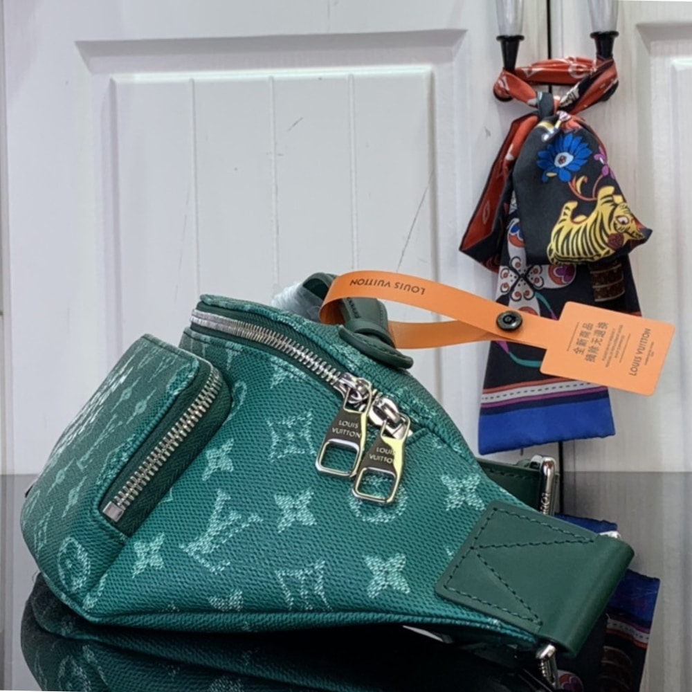 Louis Vuitton Rush Bumbag Monogram Heritage Green 30Cm M12867 - Image 2