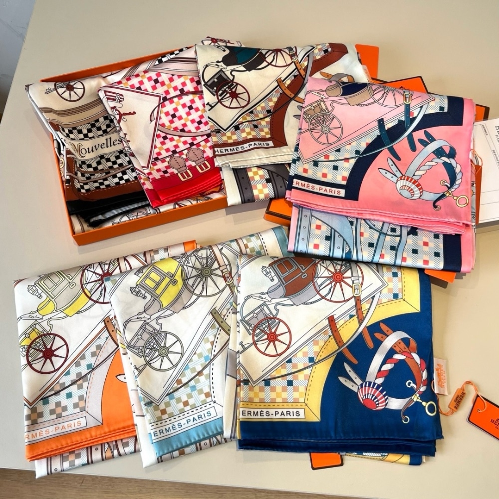 Hermes Les Voitures Nouvelles Silk Twill Scarf Rose Bonbon And Blue 90cm H984108S 01 - Image 6