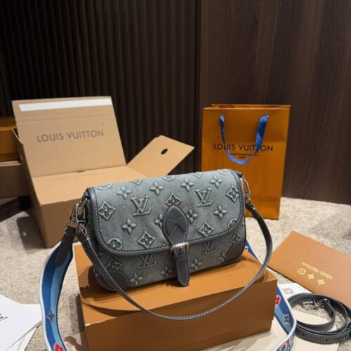 Alternative view of Louis Vuitton Diane Monogram Denim Shoulder Bag Blue 24cm