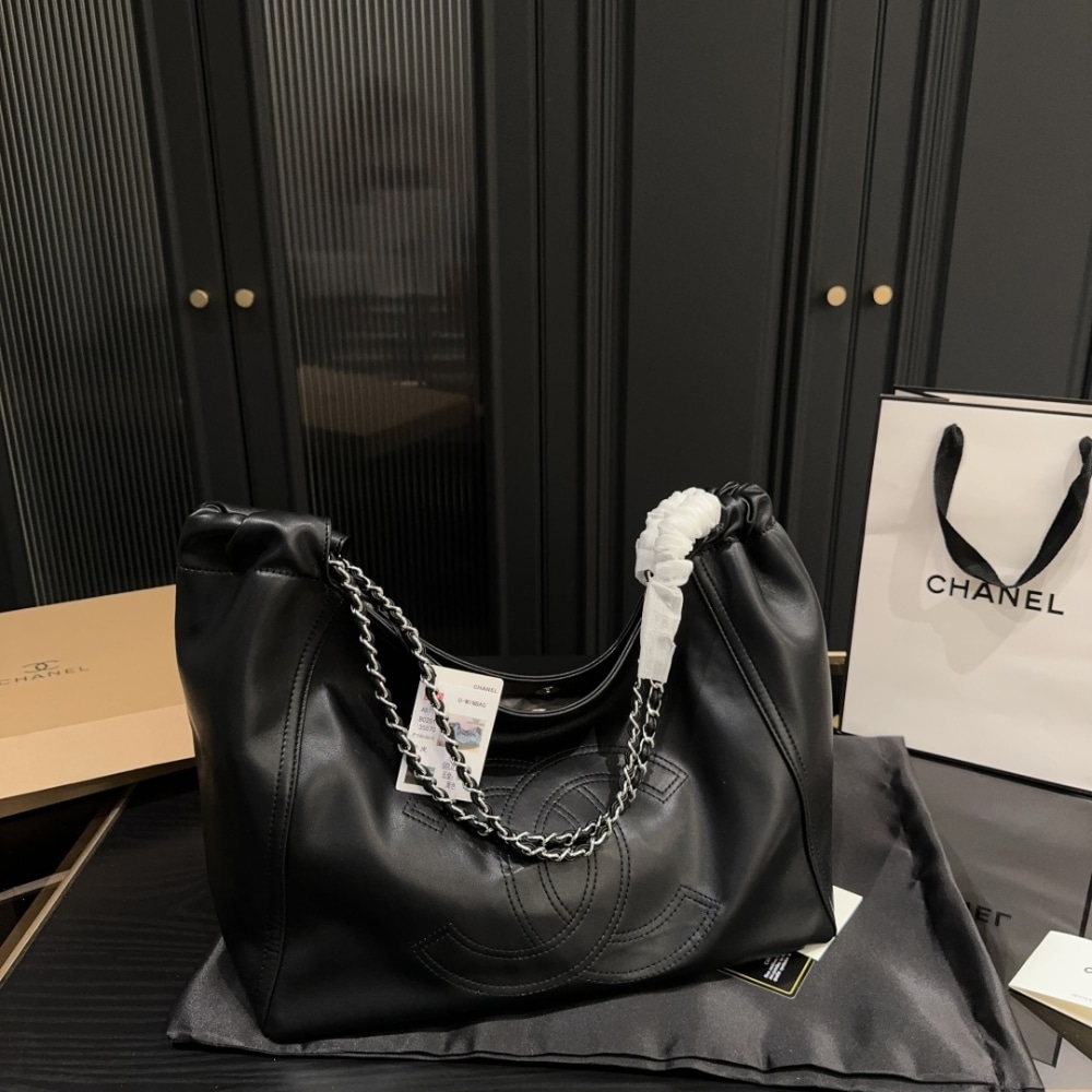 Chanel Timeless CC Large Smooth Leather Tote Bag Black 36cm - Image 3