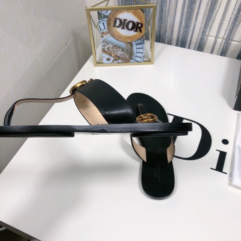 Gucci Leather Thong Sandals Black 497444 A3N00 1000 - Image 4