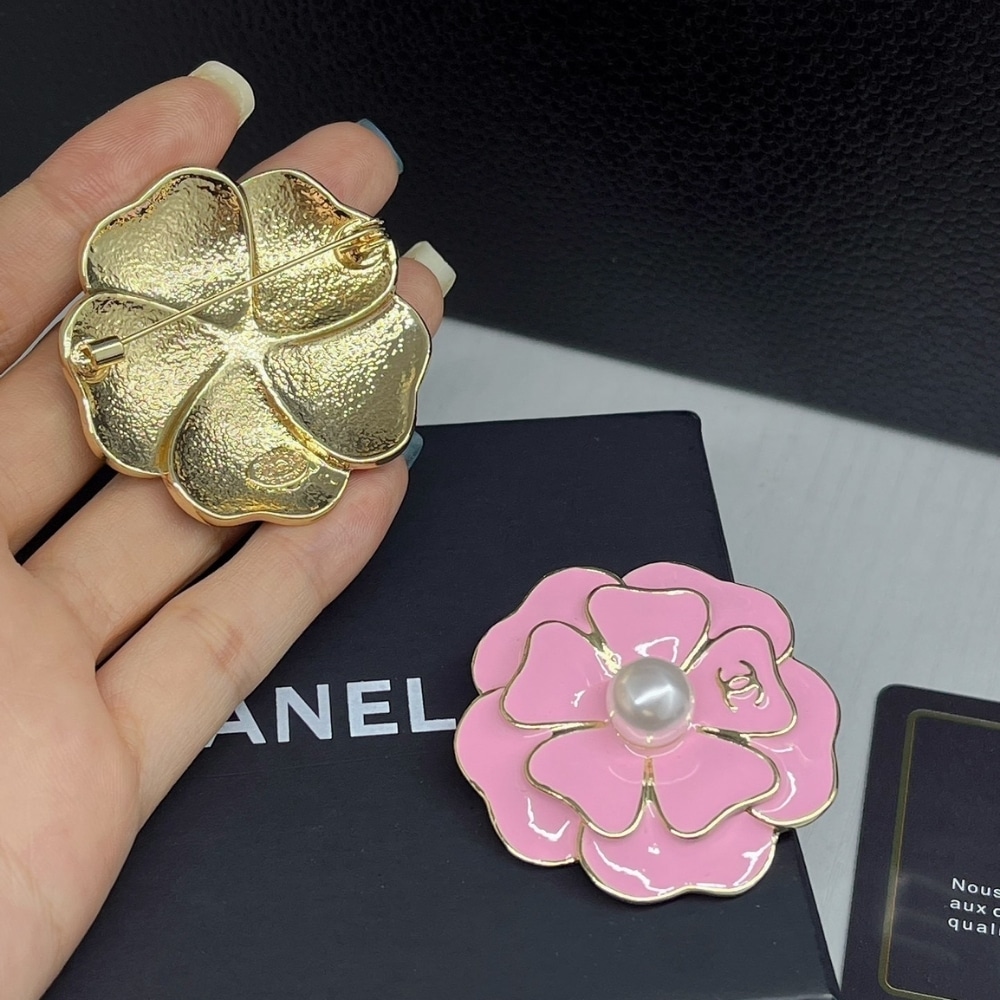Chanel Brooch Camellia Resin Pearl Metal Pink Gold - Image 3