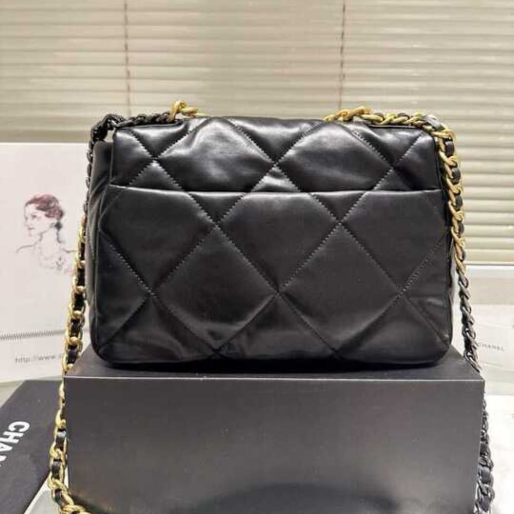 Chanel 19 Large Shiny Smooth Leather Flap Bag Black 30cm - Image 3