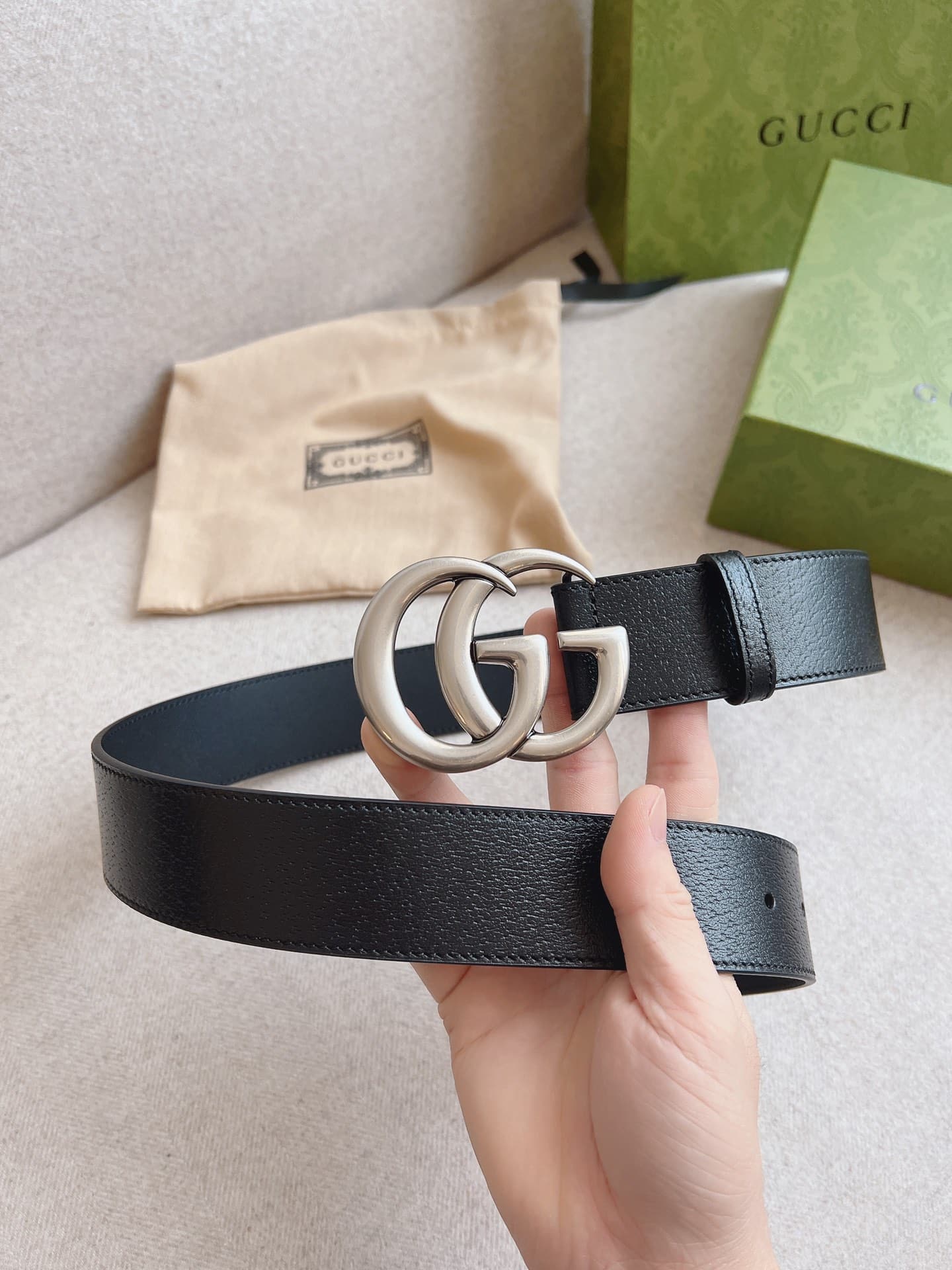 Gucci GG Marmont Silver Logo Leather Belt Black 40Mm - Image 6