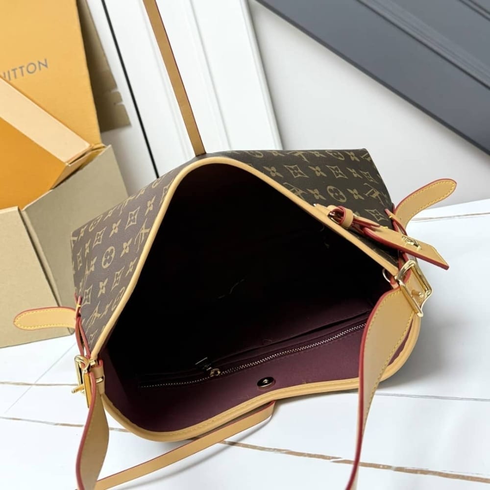 Louis Vuitton Carryall PM Monogram Canvas Shoulder Bag Brown 29Cm M46203 - Image 9