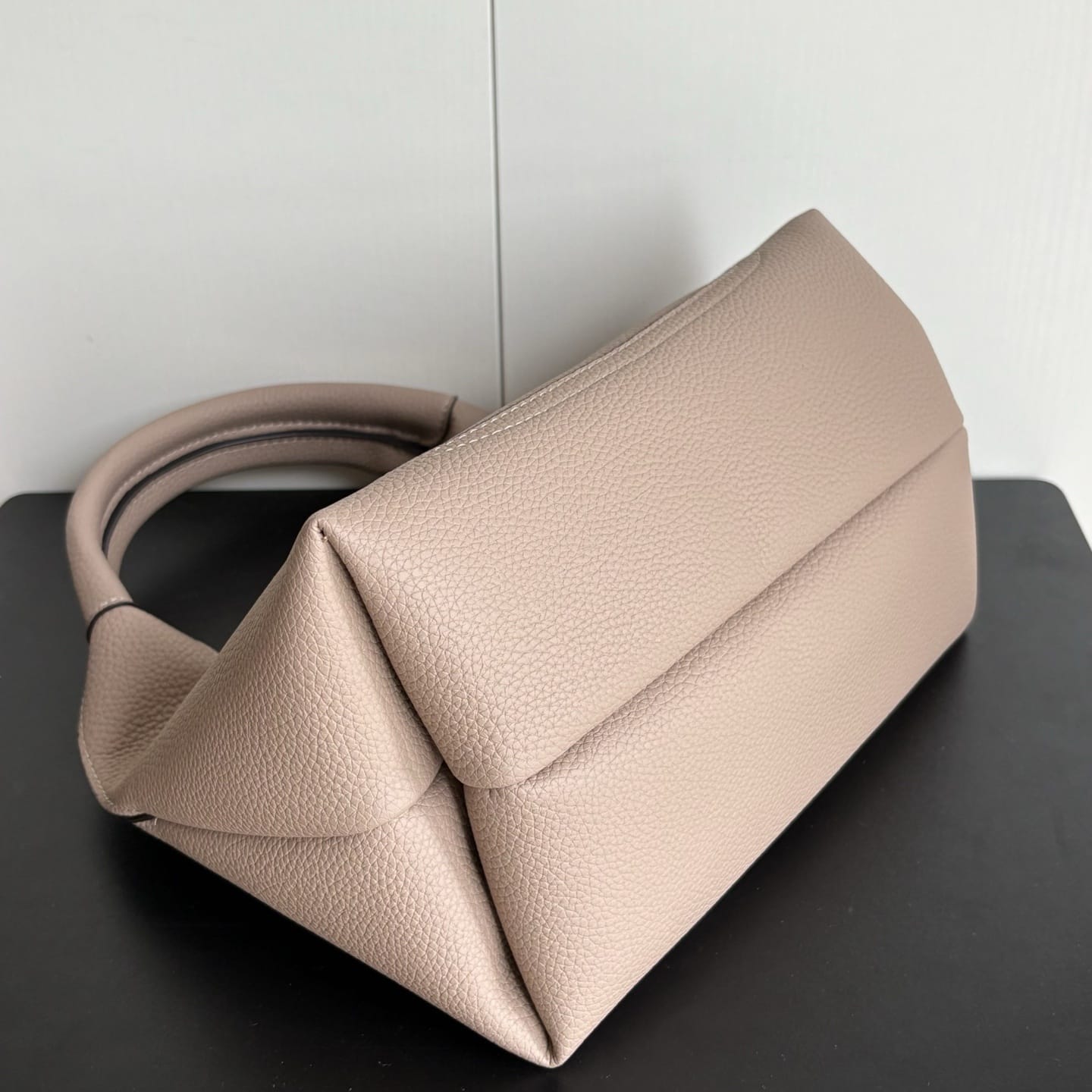 Gucci Softbit Medium Leather Top Handle Bag Light Pink 27Cm 837467 Aaeao 1523 - Image 6
