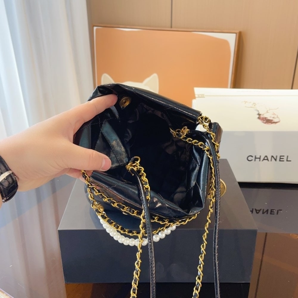 Chanel 22 Mini Smooth Leather Bucket Bag Black 22cm AS3980 B10672 94305 - Image 3