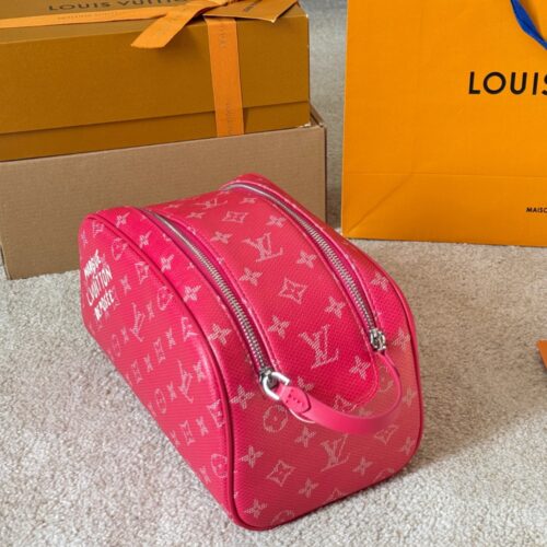Alternative view of Louis Vuitton BB Dopp Kit Pondichery Pink 26cm M26870