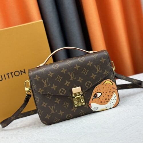 Alternative view of Louis Vuitton Pochette Métis Monogram Canvas Shoulder Bag Brown 25Cm M47203