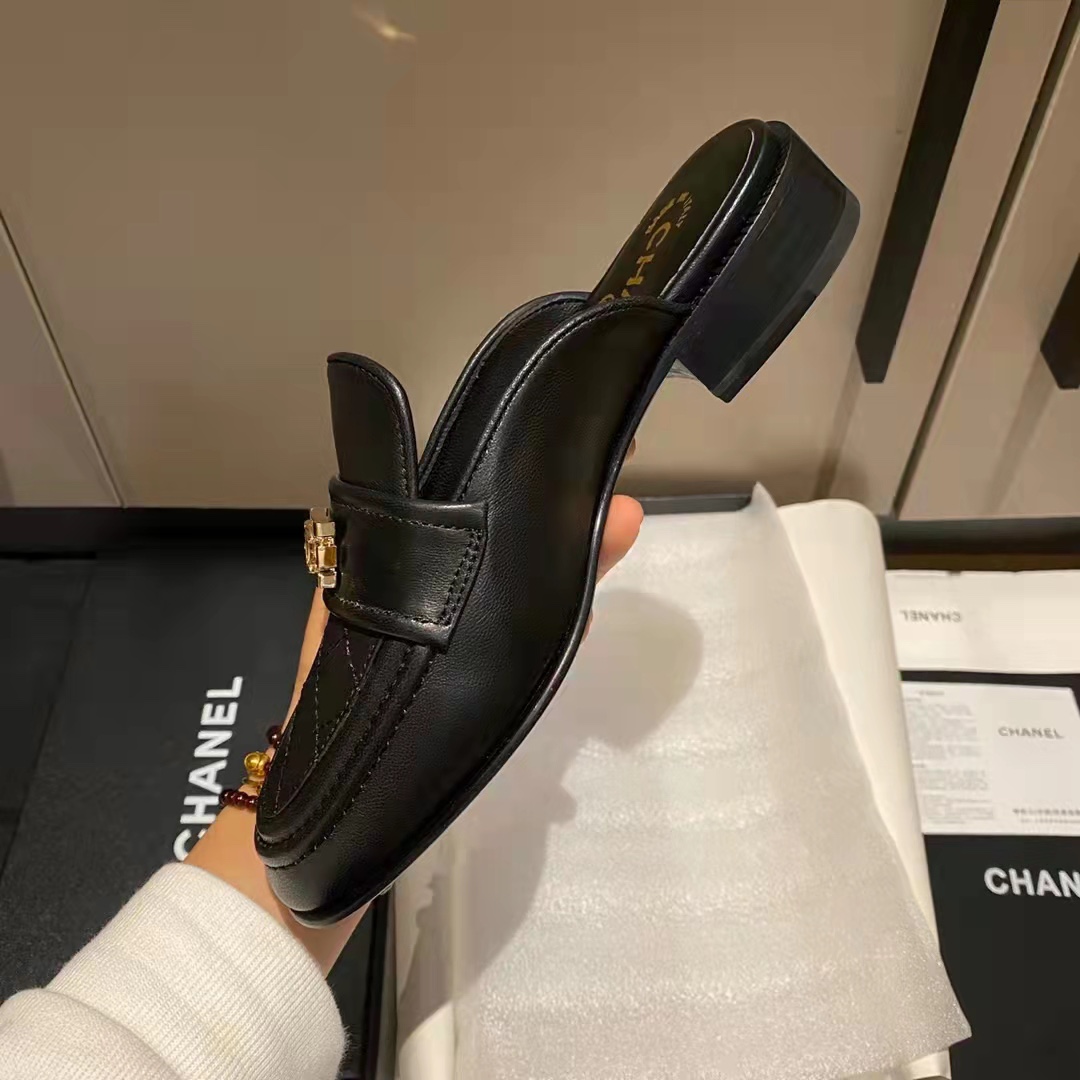 Chanel Boy Matelasse Mules Smooth Leather Black - Image 5
