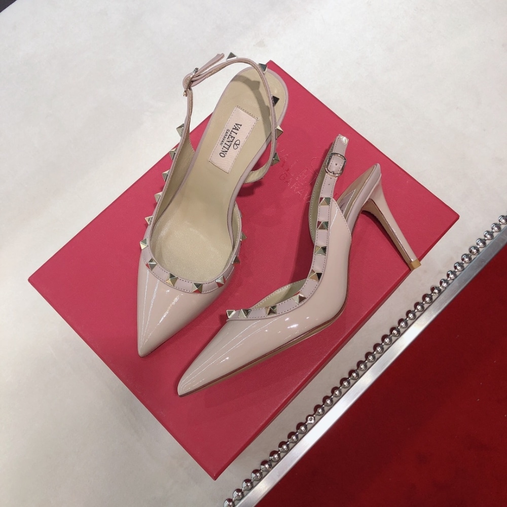 Valentino Garavani Rockstud Slingback Pump Patent Leather Beige 85mm - Image 3