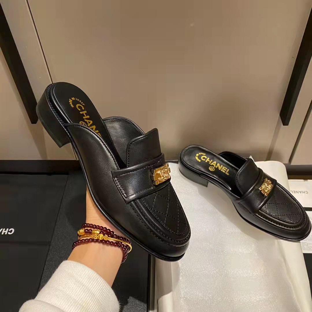 Chanel Boy Matelasse Mules Smooth Leather Black - Image 4