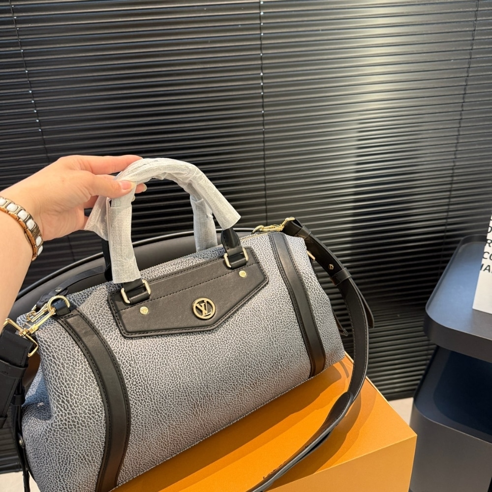 Louis Vuitton LV Biker MM Grained Leather Top Handle Bag Dark Denim Blue 37cm M14702 - Image 3