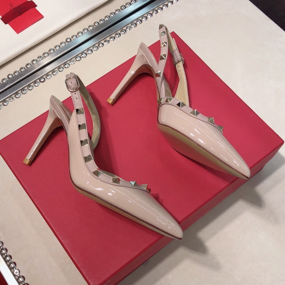 Valentino Garavani Rockstud Slingback Pump Patent Leather Beige 85mm - Image 8