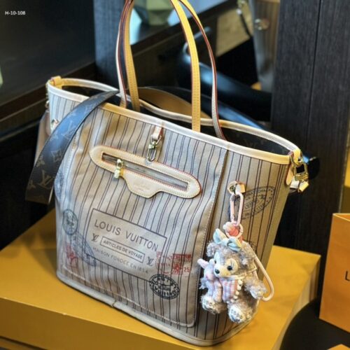 Alternative view of Louis Vuitton Neverfull Bandoulière Inside Out MM Tote Bag Beige 31cm M11948