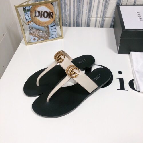Alternative view of Gucci Leather Thong Sandals White ‎497444 A3N00 9022