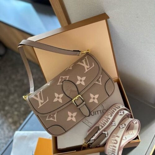 Alternative view of Louis Vuitton Diane Monogram Empreinte Shoulder Bag Beige 24Cm M46583