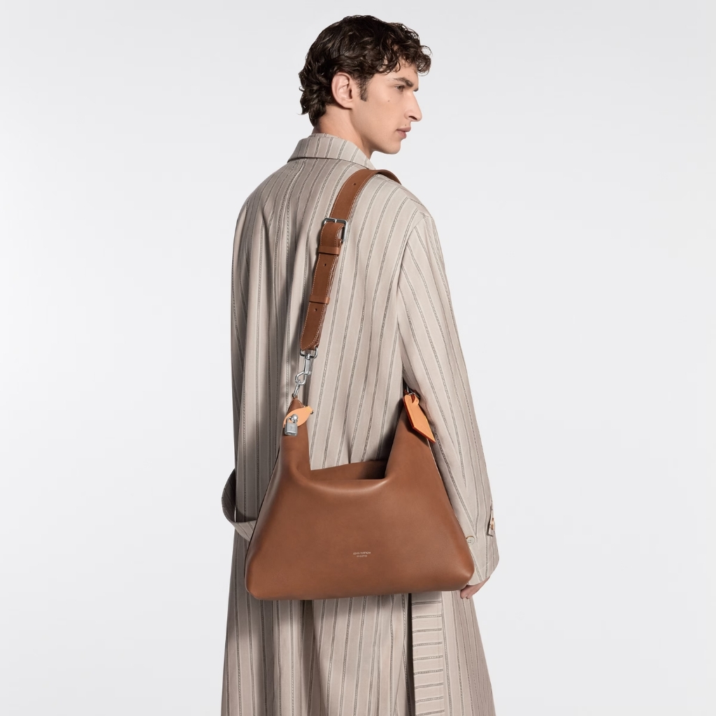Louis Vuitton Vagabond Hobo Malletier Caramel Brown 48Cm M28392 - Image 11