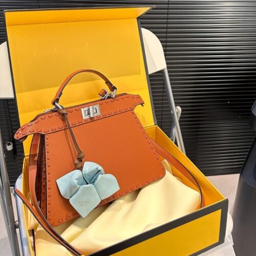 Alternative view of Fendi Peekaboo ISeeU Small Selleria Handbag Brown 27Cm 8Bn335Arbbf0Emr