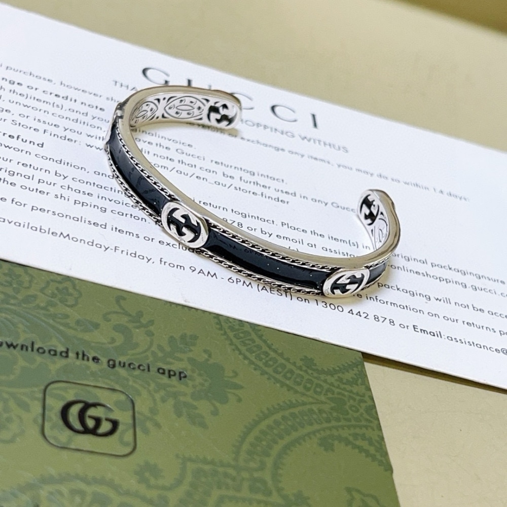 Gucci Interlocking Sterling Silver Cuff Bracelet Black - Image 3