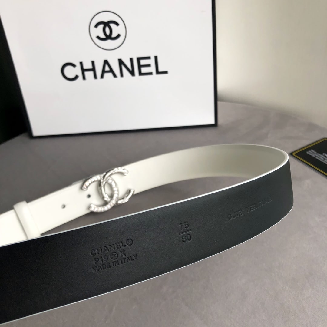 Chanel Crystals Belt Smooth Leather Silver White 30mm - Image 4