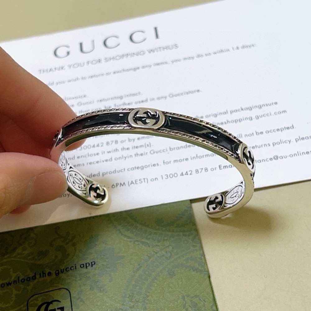 Gucci Interlocking Sterling Silver Cuff Bracelet Black - Image 4
