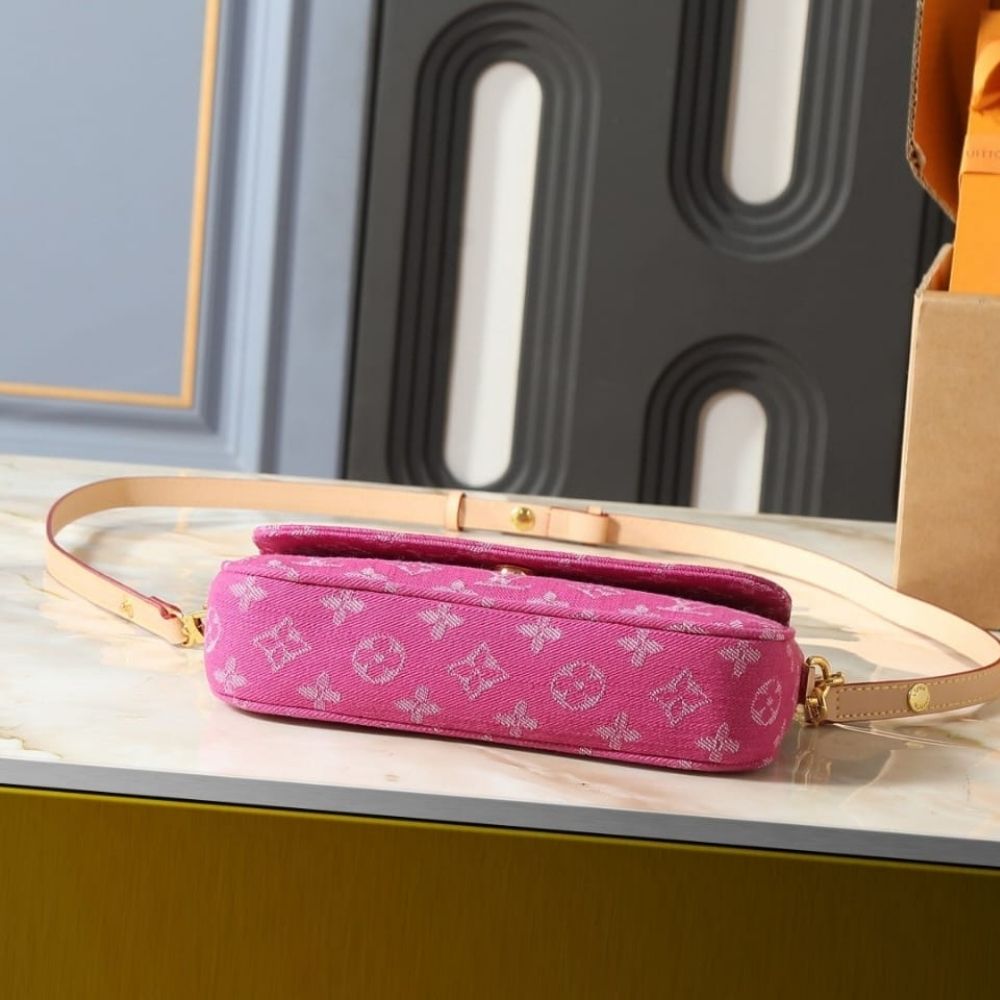 Louis Vuitton Wallet On Chain Ivy Monogram Denim Fuchsia 23Cm - Image 5