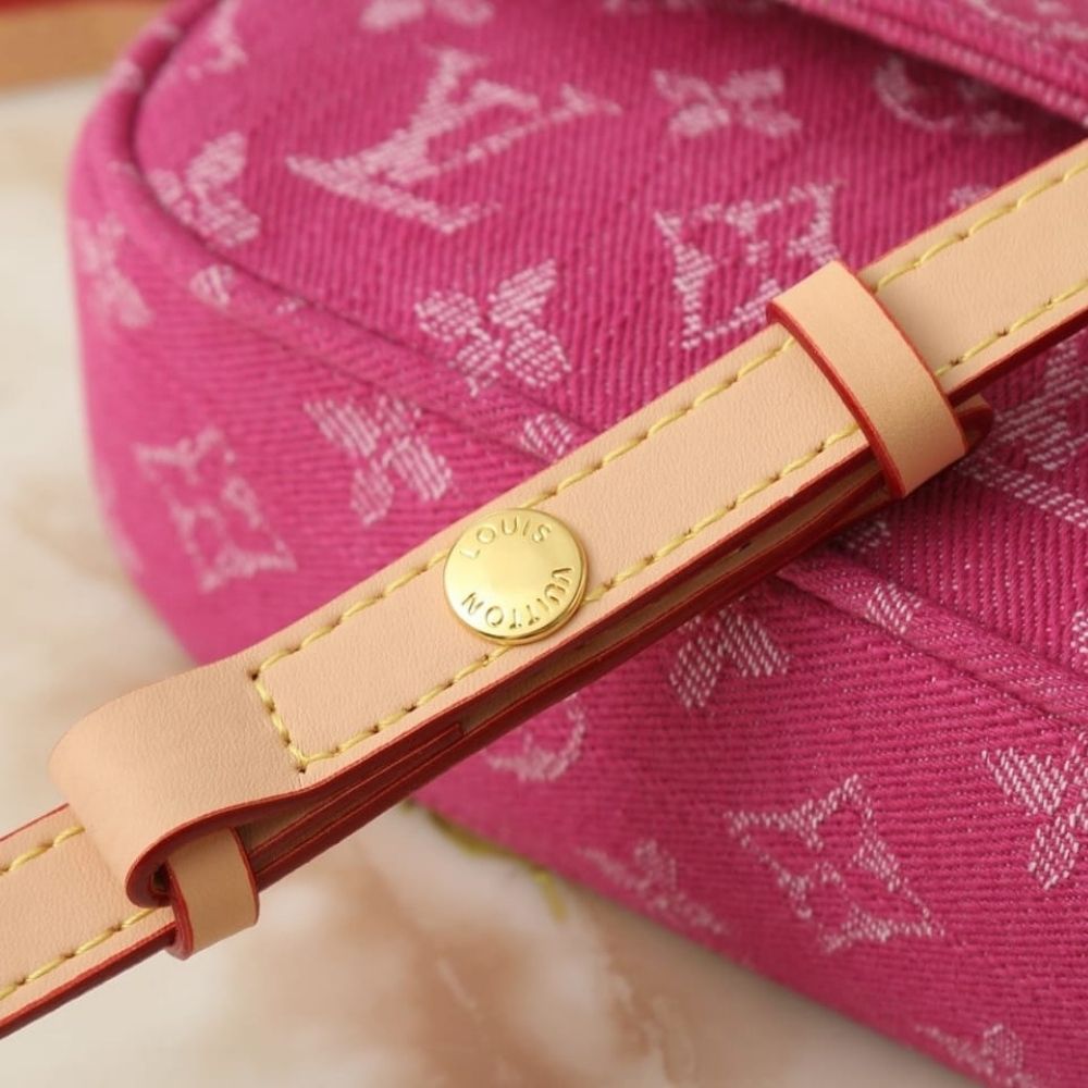 Louis Vuitton Wallet On Chain Ivy Monogram Denim Fuchsia 23Cm - Image 9