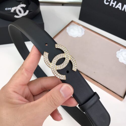 Alternative view of Chanel Calfskin Pearl Crystal Gold Queen Of France Cc Belt 28Mm