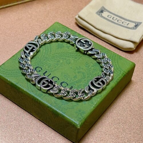 Alternative view of Gucci Interlocking Metal Bracelet Silver 675758 I4601 0926