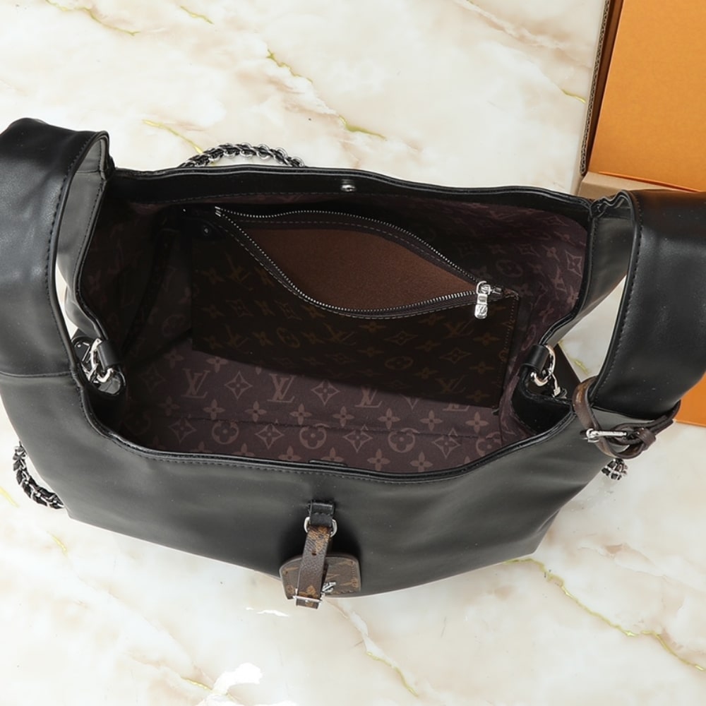 Louis Vuitton Atlantis GM Leather Shoulder Bag Black 41Cm M11266 - Image 6